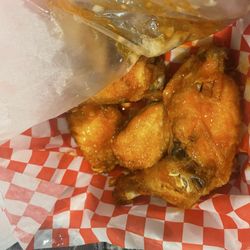 Sofia's Pizzeria - Sweet and Spicy Wings