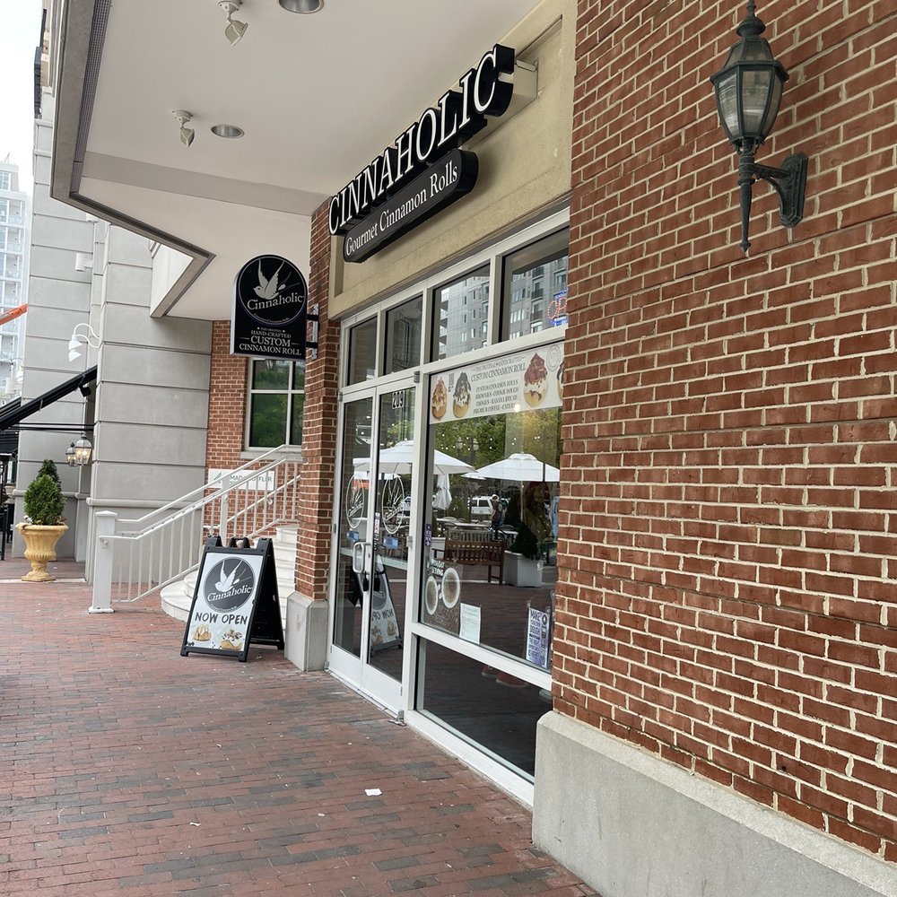 Cinnaholic - Bakeries Near Me - Virginia Beach, Virginia