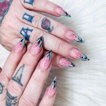Ultra Nails - Nail Salons Near Me - Springfield, Oregon