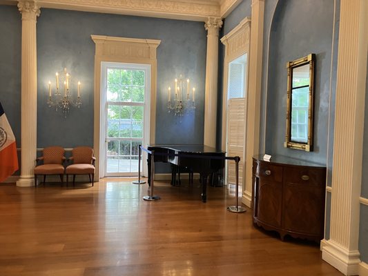 Gracie Mansion Conservancy by null