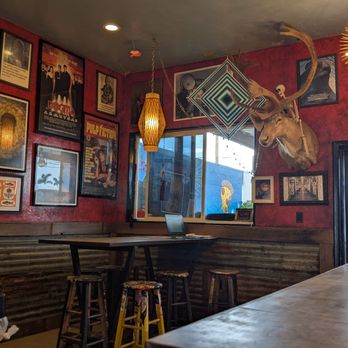 Eye on I - Lots of interesting things to look at and enjoy with plenty of indoor sitting. - Pizza Near Me - Lompoc, California Eye on I - Lots of interesting things to look at and enjoy with plenty of indoor sitting. - Pizza Near Me - Lompoc, California