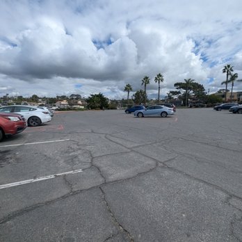 Moonlight State Beach - Parking lot - Playgrounds Near Me - Encinitas, California Moonlight State Beach - Parking lot - Playgrounds Near Me - Encinitas, California