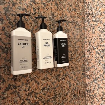 Palm Mountain Resort & Spa - Complimentary toiletries - Hotels Near Me - Palm Springs, California Palm Mountain Resort & Spa - Complimentary toiletries - Hotels Near Me - Palm Springs, California