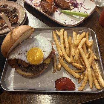 Sutter Pub & Restaurant - Sunny Side Burger - Breakfast & Brunch Near Me - San Francisco, California Sutter Pub & Restaurant - Sunny Side Burger - Breakfast & Brunch Near Me - San Francisco, California