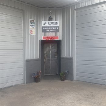 Liomee Fleet Services - Auto Repair Near Me - Saginaw, Texas Liomee Fleet Services - Auto Repair Near Me - Saginaw, Texas