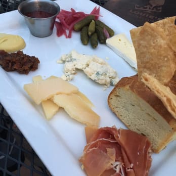 Louie's Wine Dive - Cheese n wine - New American Near Me - Des Moines, Iowa Louie's Wine Dive - Cheese n wine - New American Near Me - Des Moines, Iowa