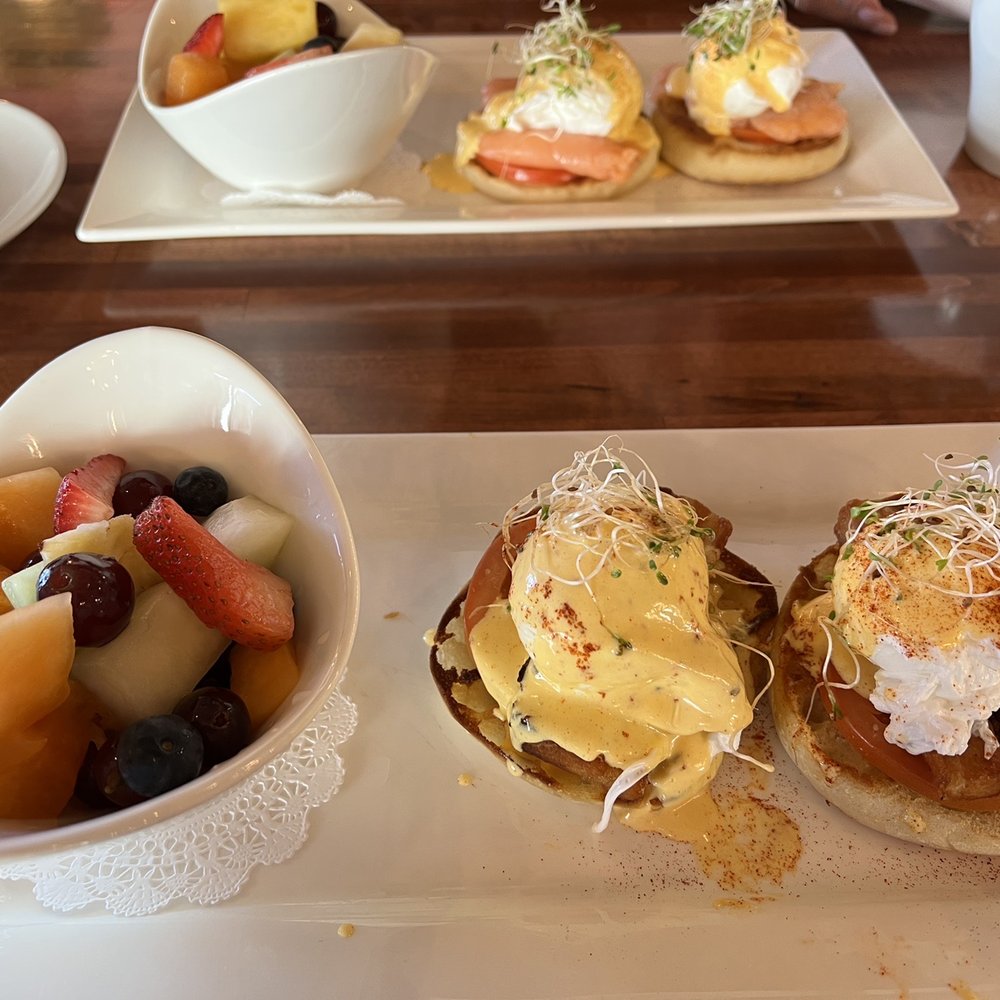 Grove Brunch Cafe - Grove Eggs Benedict and Smoked Salmon Benedict - Breakfast & Brunch Near Me - El Paso, Texas Grove Brunch Cafe - Grove Eggs Benedict and Smoked Salmon Benedict - Breakfast & Brunch Near Me - El Paso, Texas