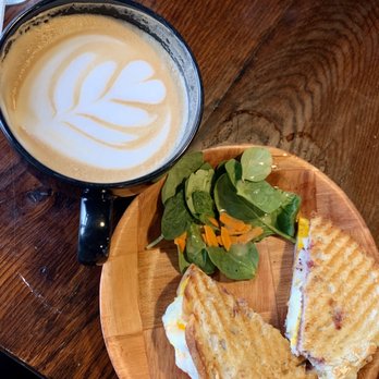 Broomwagon - Maple Spice Latte and Jammie Sammie - Bikes Near Me - Lexington, Kentucky