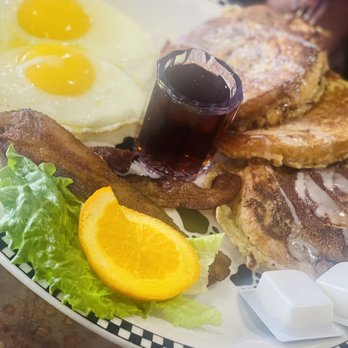 Black Bear Diner Barstow - Breakfast & Brunch Near Me - Barstow, California Black Bear Diner Barstow - Breakfast & Brunch Near Me - Barstow, California