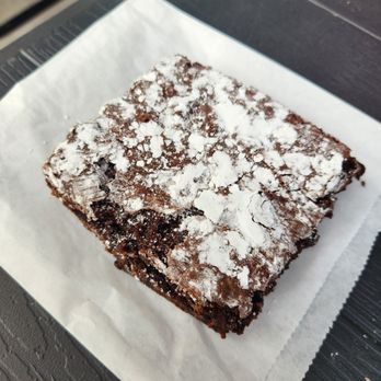 Stella's Ice Cream - Brownie - Ice Cream & Frozen Yogurt Near Me - Gilbert, Arizona
