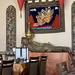 Siam Thai Restaurant - Inside decoration