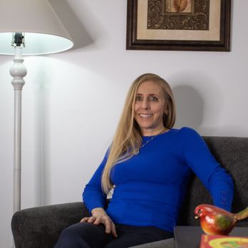 Geauga Mind Body Hypnosis - Tiffani Cappello in her office - Hypnosis/Hypnotherapy Near Me - Chesterland, Ohio Geauga Mind Body Hypnosis - Tiffani Cappello in her office - Hypnosis/Hypnotherapy Near Me - Chesterland, Ohio
