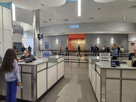 Hoover Dam Visitor Center & Tours by null