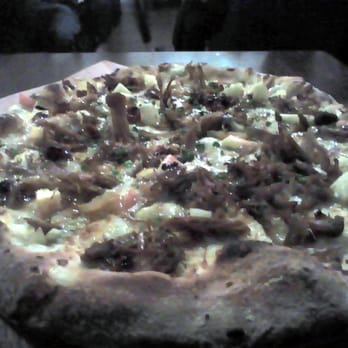Vault Brewing - Duck and apple pizza. (Duck, gala apple, candied bacon, blue cheese) - Breweries Near Me - Yardley, Pennsylvania Vault Brewing - Duck and apple pizza. (Duck, gala apple, candied bacon, blue cheese) - Breweries Near Me - Yardley, Pennsylvania