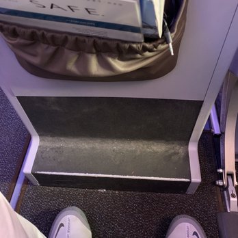 Hawaiian Airlines - No leg room! - Airlines Near Me - Lihue, Hawaii Hawaiian Airlines - No leg room! - Airlines Near Me - Lihue, Hawaii