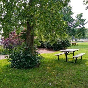Lamoureux Park - Lots of picnic tables throughout the park. - Parks Near Me - Cornwall, Ontario Lamoureux Park - Lots of picnic tables throughout the park. - Parks Near Me - Cornwall, Ontario