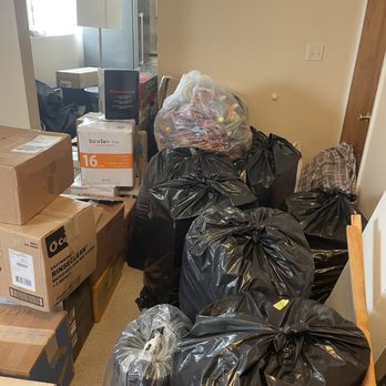 Dumbo Moving & Storage - More dumped stuff in the basement - Movers Near Me - Brooklyn, New York Dumbo Moving & Storage - More dumped stuff in the basement - Movers Near Me - Brooklyn, New York