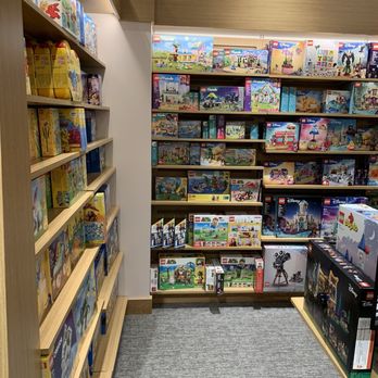 Barnes & Noble - Toy section - Bookstores Near Me - Sunrise, Florida