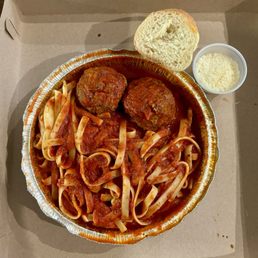 Fettuccine with Meatballs Fettuccine with Meatballs