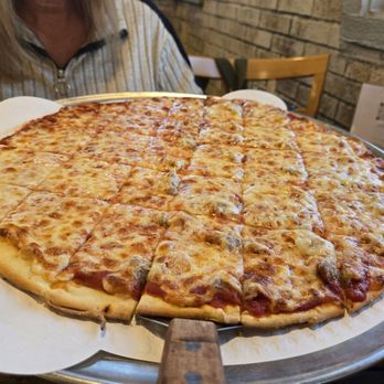 Pizza Palace - Pizza Near Me - Paxton, Illinois