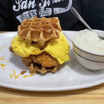 Tasty Biscuit - Big Mama - American Near Me - Bolingbrook, Illinois