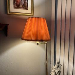 2nd Chance Thrift Shop - Lamp!