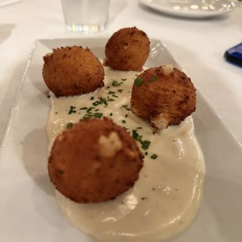 Romano's Macaroni Grill - Italian Near Me - Milpitas, California Romano's Macaroni Grill - Italian Near Me - Milpitas, California