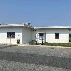 Open Hand Thrift - Store entrance