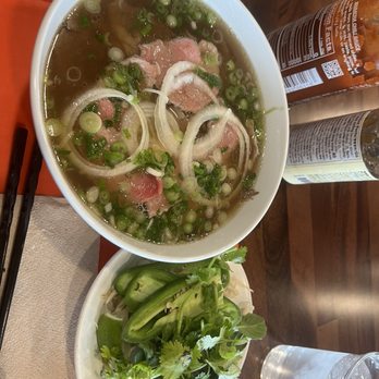 Paris Banh Mi - PN2. Brisket Pho Noodle Soup (bland) - Bubble Tea Near Me - Boardman, Ohio