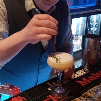 Oakside - Drinks crafted to the last detail - Seafood Near Me - Big Bear Lake, California