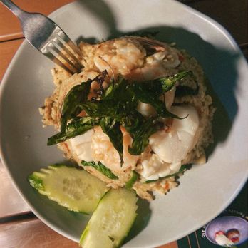 Sisters Thai - Green Curry Fried Rice - Thai Near Me - Fairfax, Virginia Sisters Thai - Green Curry Fried Rice - Thai Near Me - Fairfax, Virginia