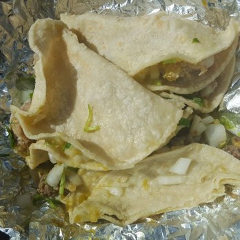 El Tarasco - This is 6 street tacos... sad... have to go pick up more food elsewhere - Mexican Near Me - Westchester, California