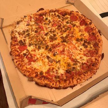 Pizza Hut - Does that pizza look right to you? - Pizza Near Me - Hattiesburg, Mississippi Pizza Hut - Does that pizza look right to you? - Pizza Near Me - Hattiesburg, Mississippi