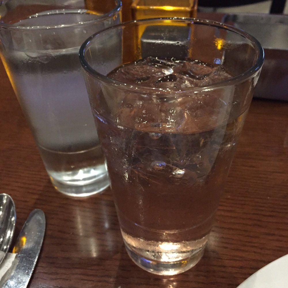 Enoteca Monza - Grownup drinks are served in the same kind of glass as water. - Pizza Near Me - Montreal, Quebec