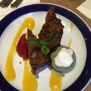 Flax & Kale - Carrot cake - must try ! - Spanish Near Me - Barcelona, B