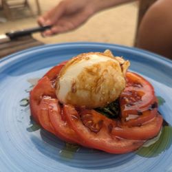 PuraVida Beach - Caprese (added oil and vinegar)