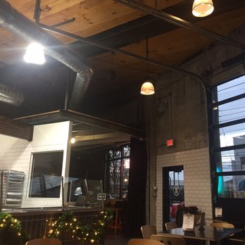 MoonDog - Interior - Vietnamese Near Me - Louisville, Kentucky