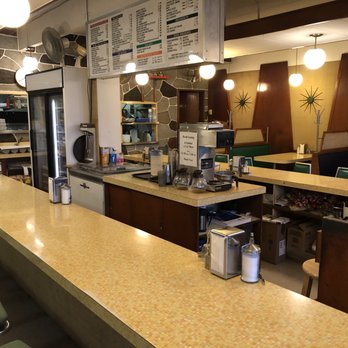 Park Crest Diner - Old school counter~ - Cafes Near Me - Burnaby, British Columbia