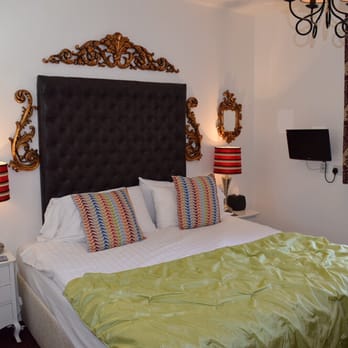 The Retreat Castle - Petite double ensuite - Bed & Breakfast Near Me - Bonnyrigg, MLN The Retreat Castle - Petite double ensuite - Bed & Breakfast Near Me - Bonnyrigg, MLN