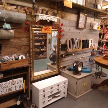 Vintage Barn, Inc. - Antiques Near Me - Fort Walton Beach, Florida Vintage Barn, Inc. - Antiques Near Me - Fort Walton Beach, Florida