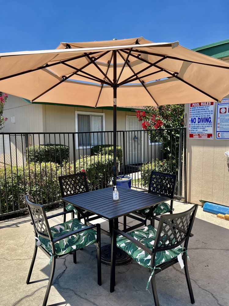 CHATEAU MONTEREY II Updated October 2024 59 Photos 2823 Willow