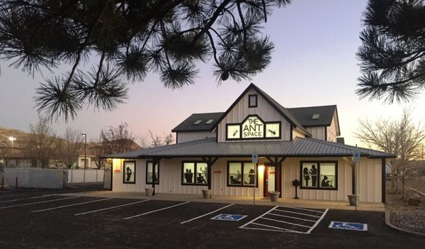 The Ant Space Coworking