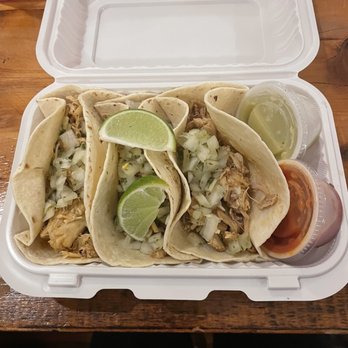 Taco Bar - Chicken tacos, traditional - Mexican Near Me Taco Bar - Chicken tacos, traditional - Mexican Near Me