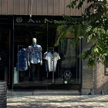 Au Noir - Men's Clothing Near Me - Montreal, Quebec Au Noir - Men's Clothing Near Me - Montreal, Quebec