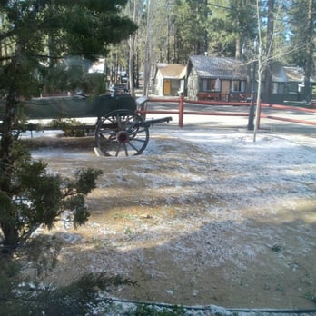 Big Bear Frontier - Morning snow - Hotels Near Me - Big Bear Lake, California Big Bear Frontier - Morning snow - Hotels Near Me - Big Bear Lake, California
