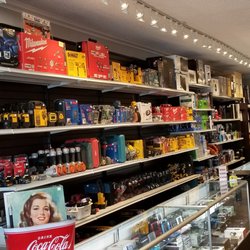 4 Seasons Pawn Shop & Gold Buyer