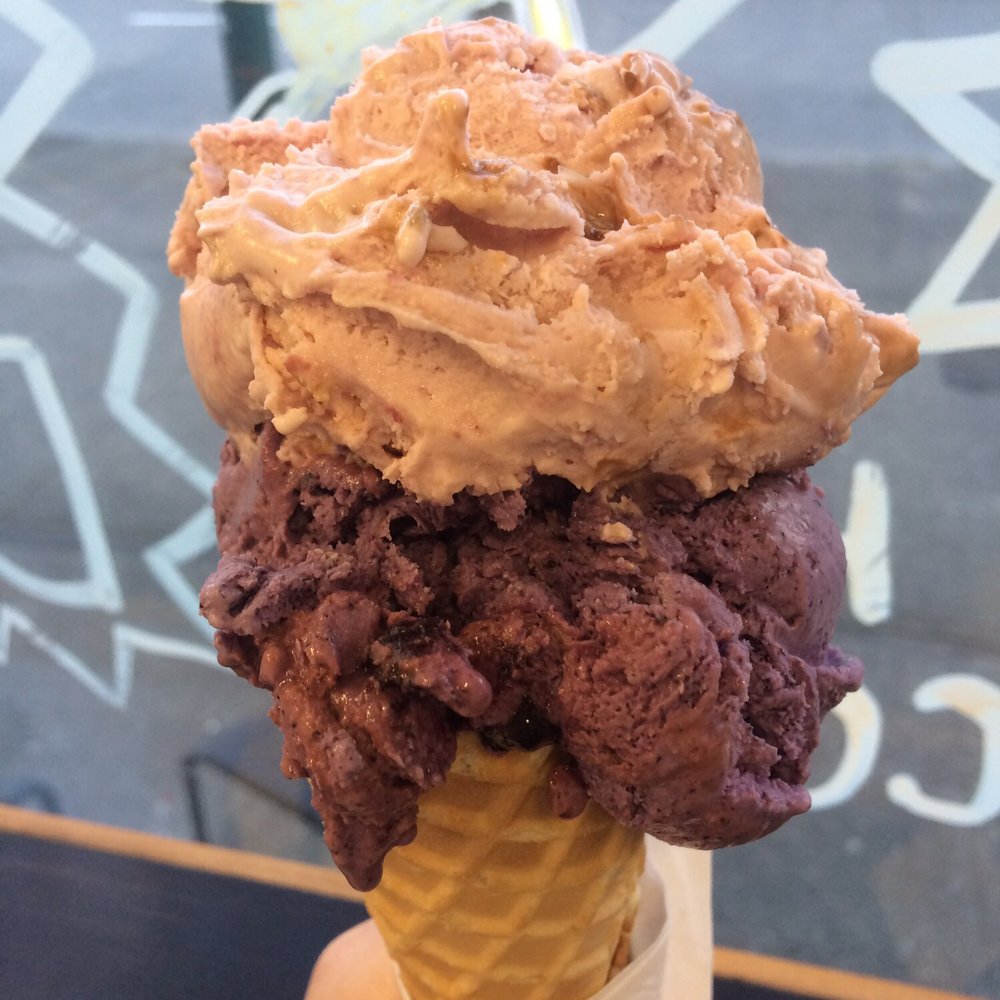 Bottom: blueberry espresso balsamic (I forget) Top: raspberry chocolate balsamic These two flavours tasted quite similar. Bottom: blueberry espresso balsamic (I forget) Top: raspberry chocolate balsamic These two flavours tasted quite similar.