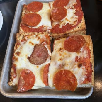 Grill & Brew - Pizza - Barbeque Near Me - Universal City, California Grill & Brew - Pizza - Barbeque Near Me - Universal City, California