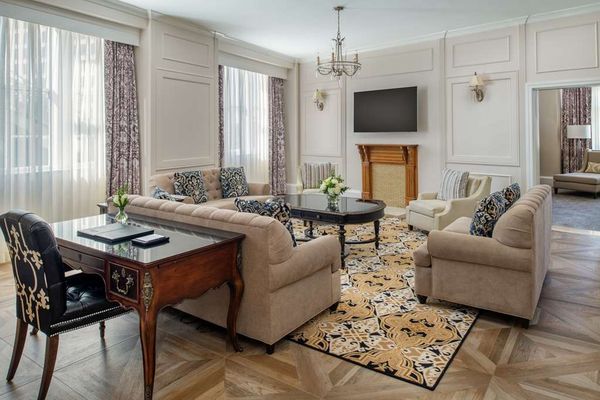 The Roosevelt New Orleans, A Waldorf Astoria Hotel by null