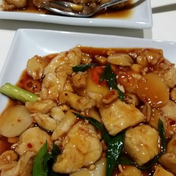 Danny's - Kung pao chicken, sweet and sour chicken - Fast Food Near Me - Brighton, BNH